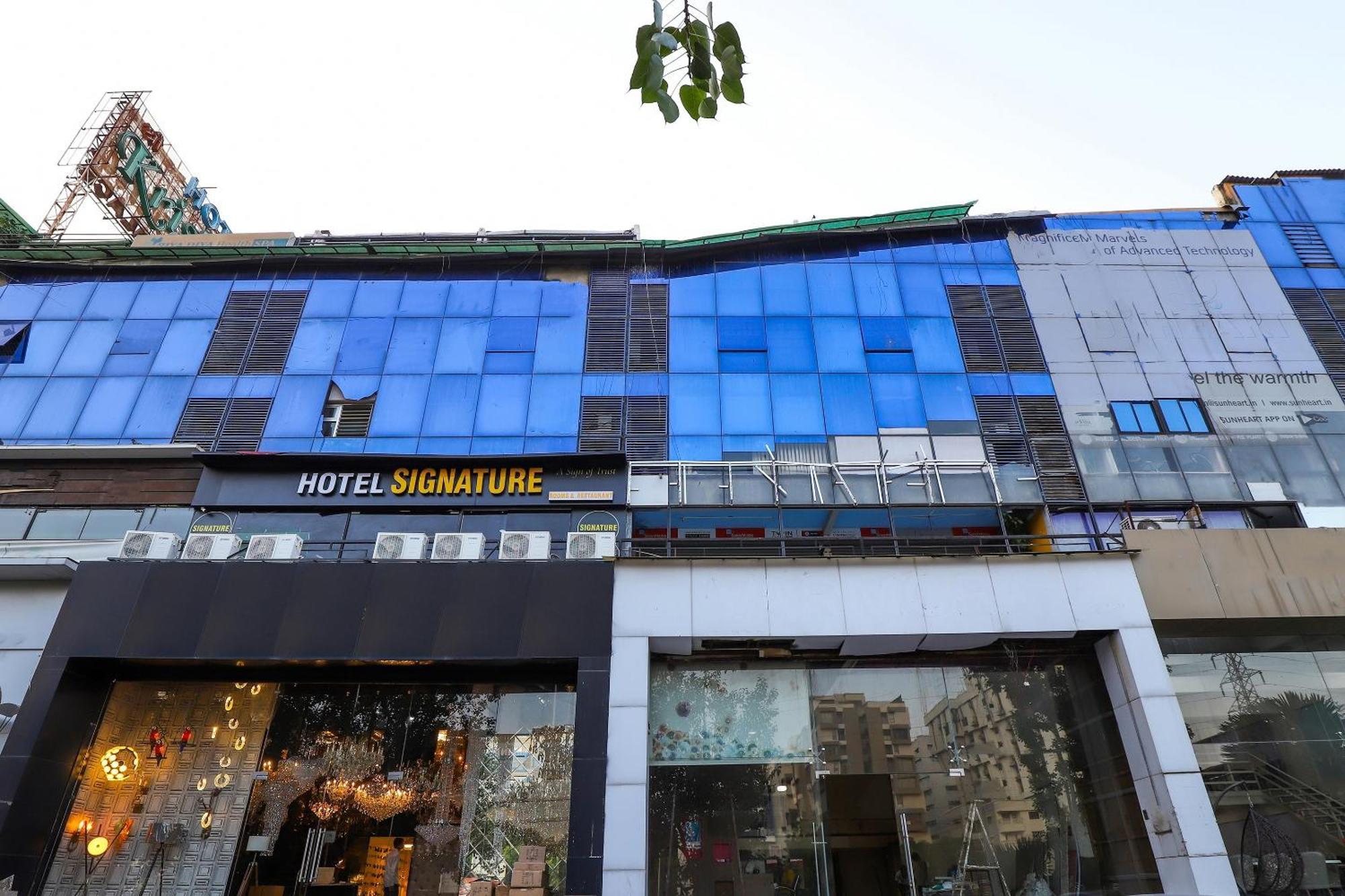 Oyo Hotel Shree Niwas Ahmedabad Exterior foto